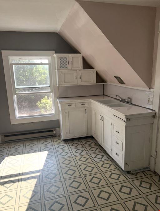 1216 N Cochran St