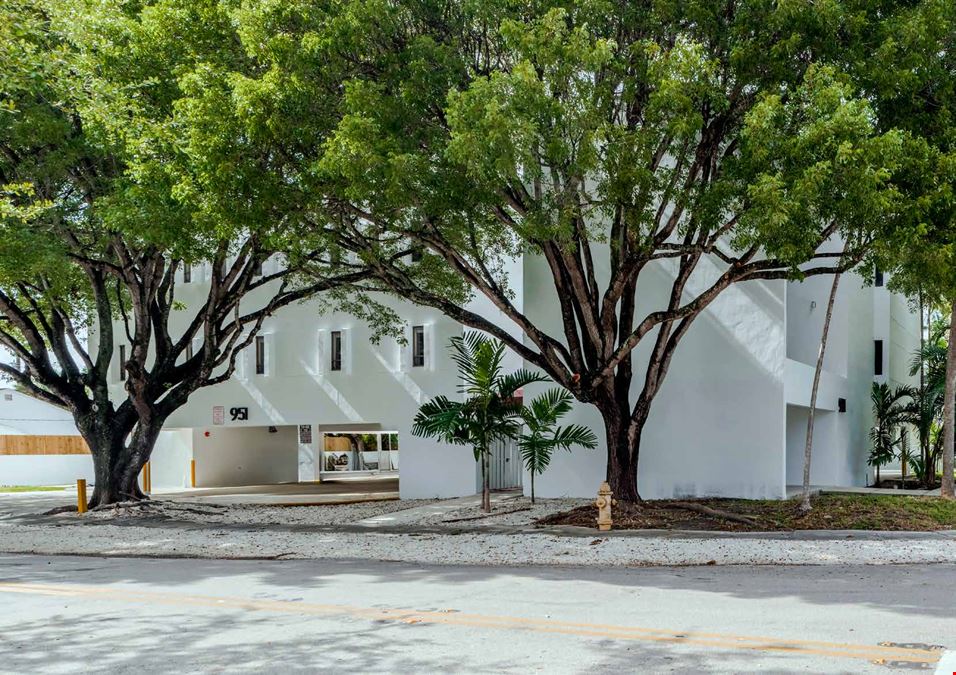 951 South Le Jeune Road