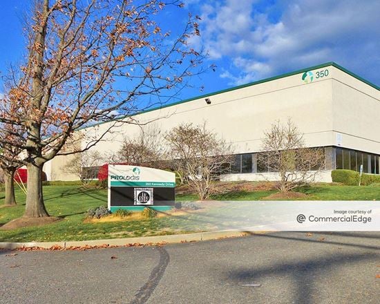Preview of Industrial space for Rent at 350 Kennedy Drive
