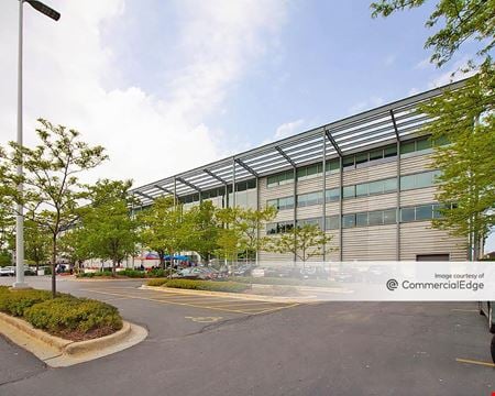 Preview of Industrial space for Rent at 930 West Evergreen Avenue