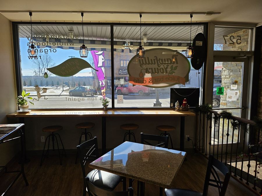 Rawfully Yours Juice Bar & Cafe