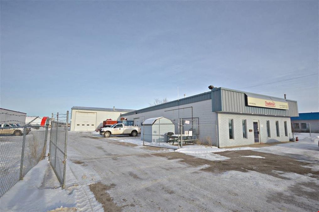 ±15,800 SF INDUSTRIAL w/ SHOP, OFFICE & YARD Space