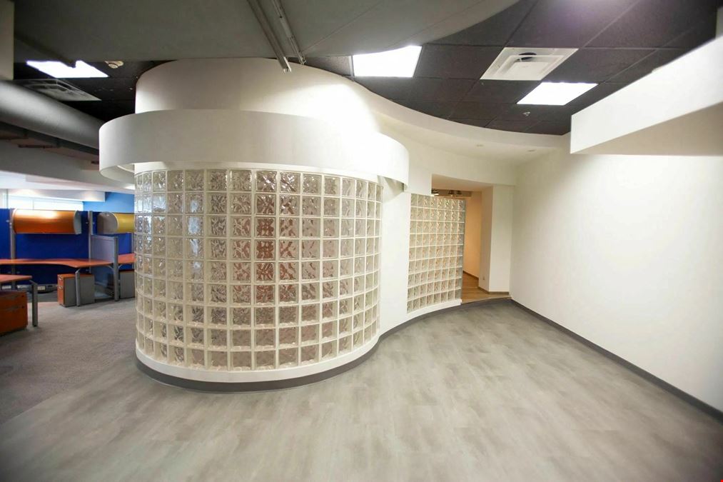 Centro Internacional de Mercadeo I (CIM) – PH Floor Suite 803