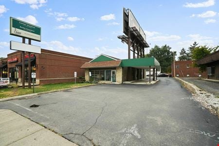 Preview of Retail space for Rent at 4255 N High St