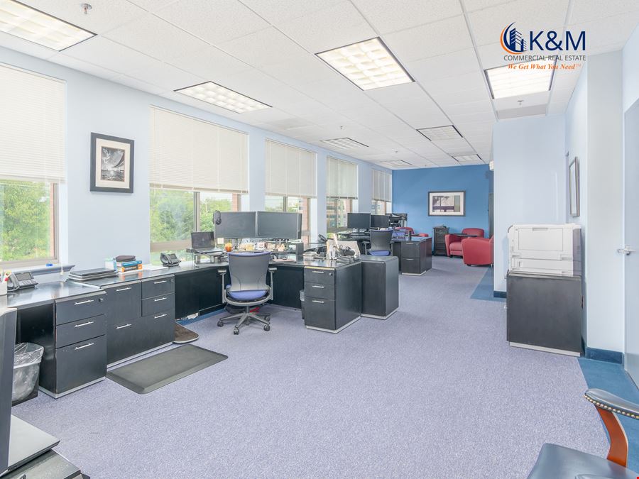 Parkway Crossing Office Condo in Herndon