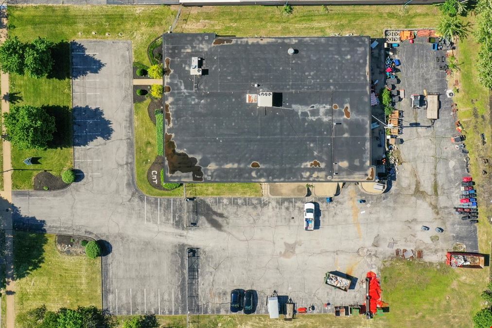 South City Office/Warehouse For Sale