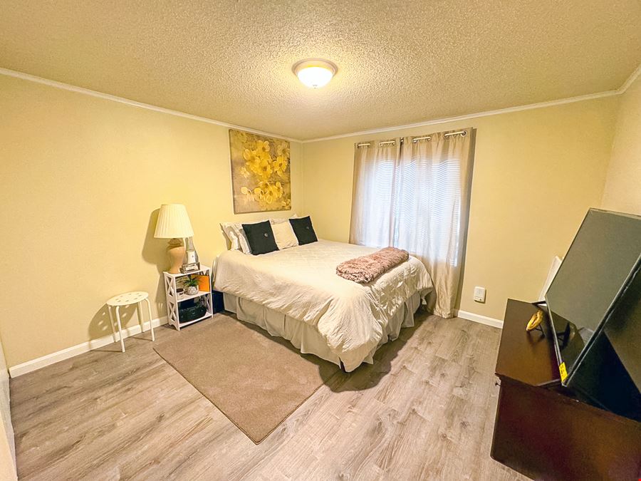 Glen Hollow Apartments