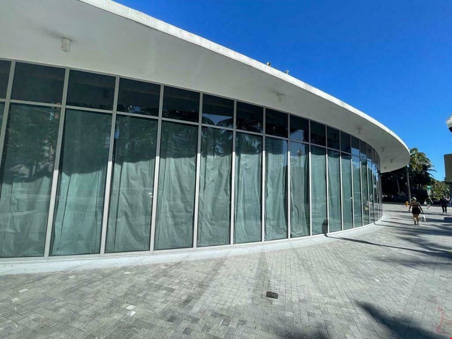 Trophy Retail | South of 5th