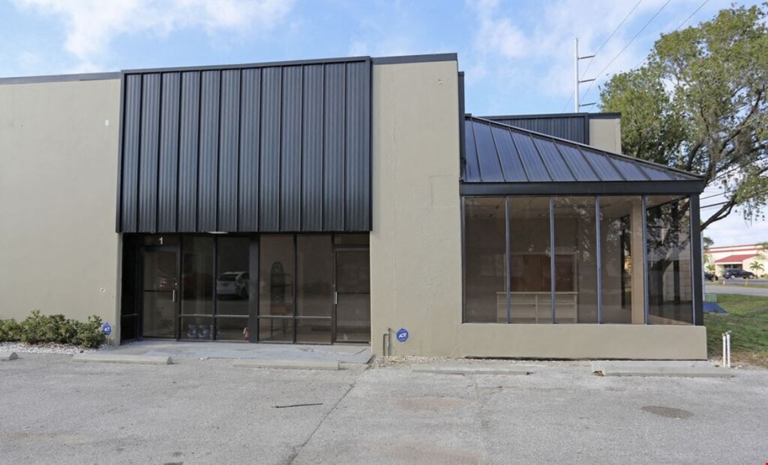 201 Douglas Rd E