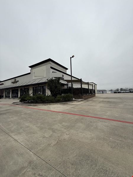 Preview of commercial space at 930 FM 1960 Rd