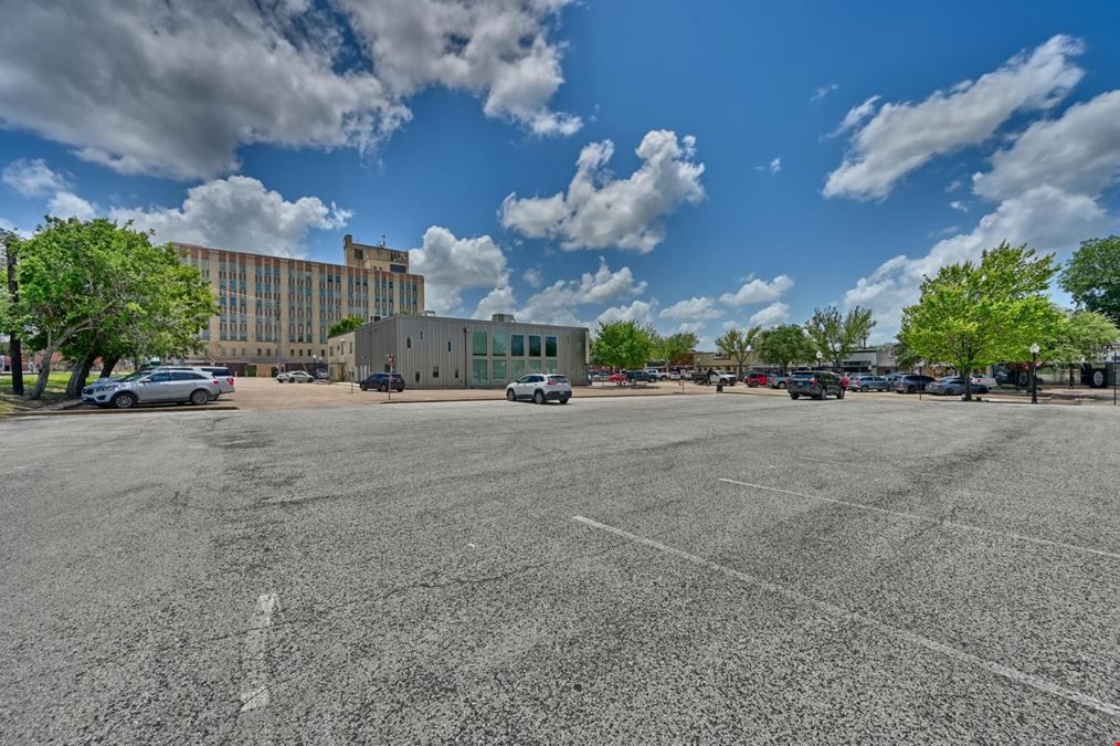 301 N Main Street