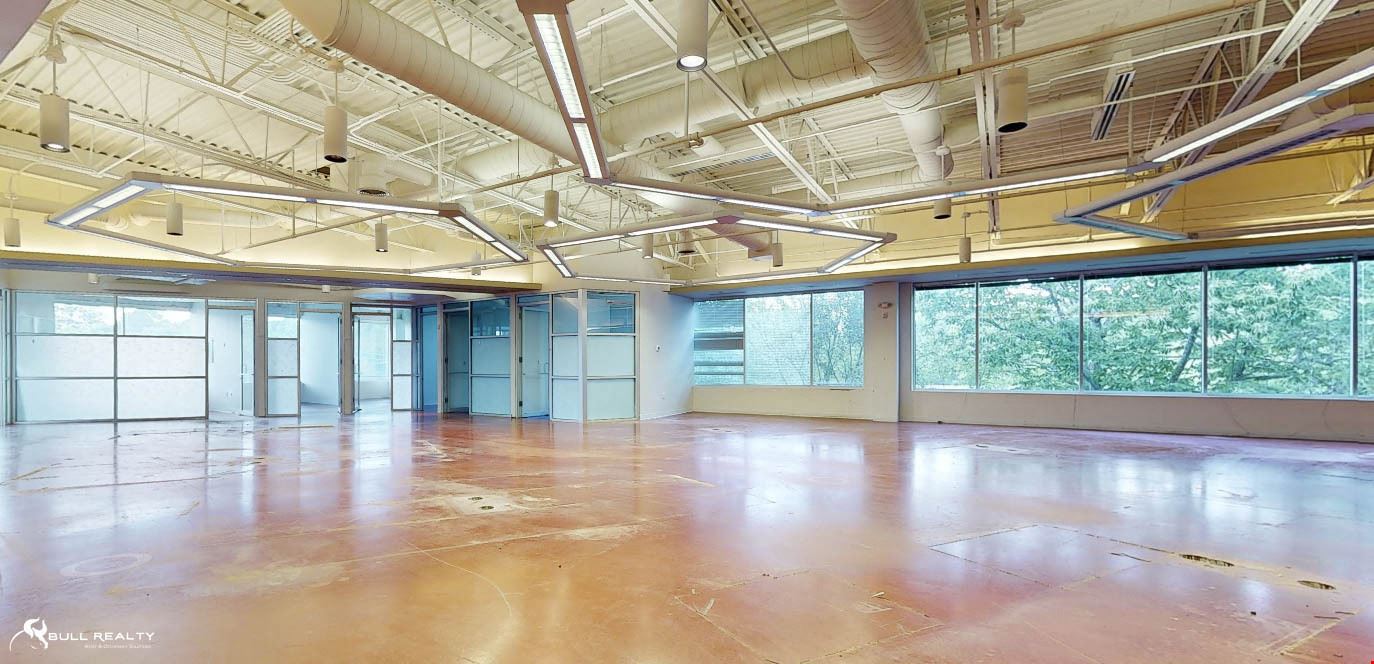 Sandy Springs Office/Medical Space | Lease ±2,548 SF to ±16,952 SF