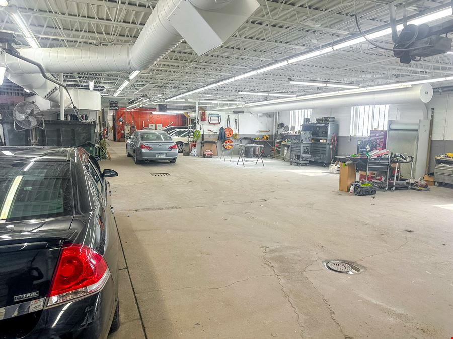 Established Auto Body Shop Business For Sale – NE Minneapolis