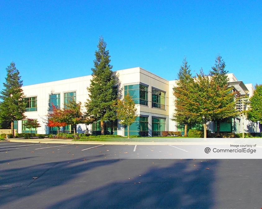 Gold Pointe Corporate Center - Building E