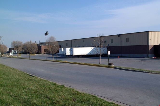 Preview of Industrial space for Rent at 500-555 NORTHWEST PLATTE VALLEY DRIVE