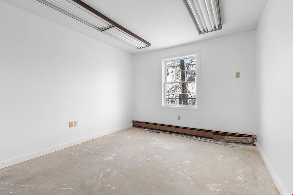 Contractor / Flex Space with Vehicle Storage | First Floor ±2,453 SF Available Separately