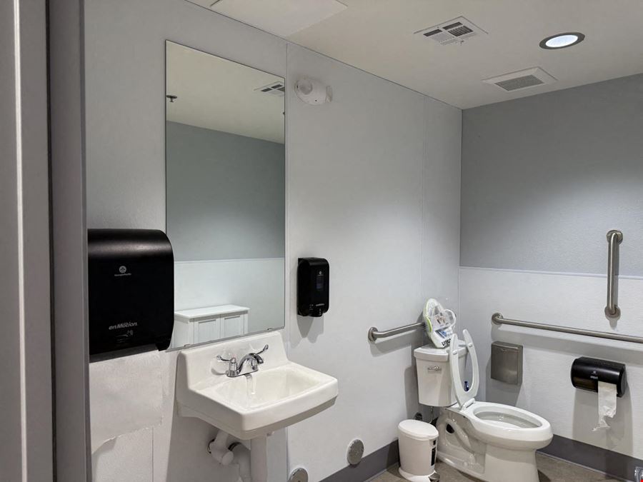 604 West Warner Road - 6% CAP Investment Opportunity