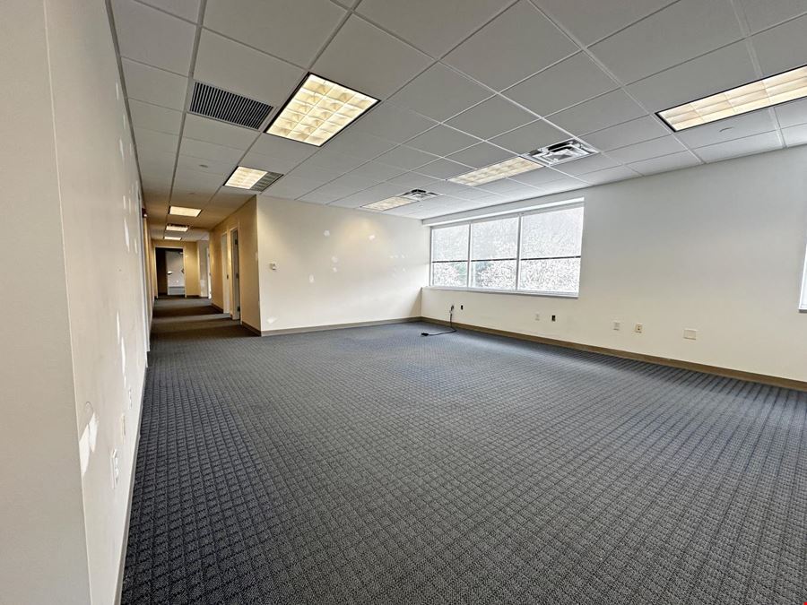 9600 Perry Highway