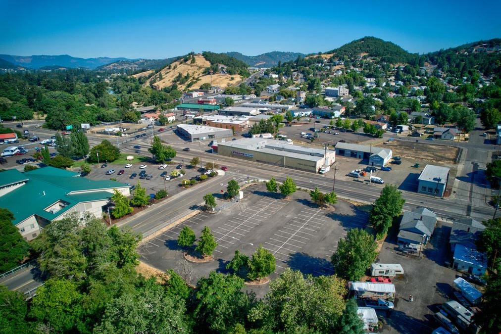 0 Ne Diamond Lake Blvd , Roseburg, OR 97470