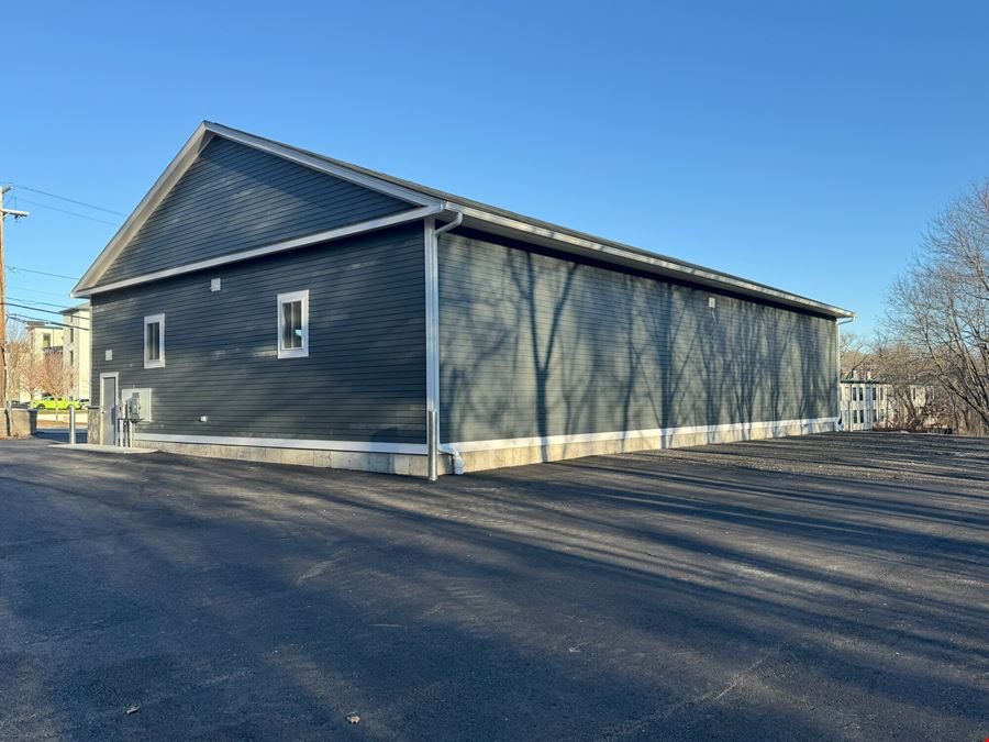 NNN - Industrial Warehouse with 4 bays - Coventry RI