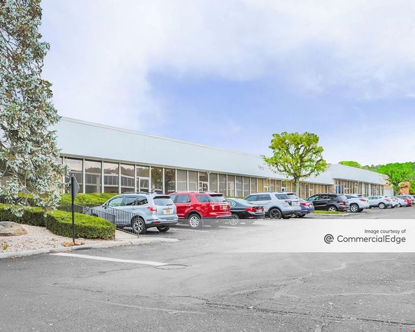 Cross Westchester Executive Park - 8 Westchester Plaza & 101 Executive Blvd
