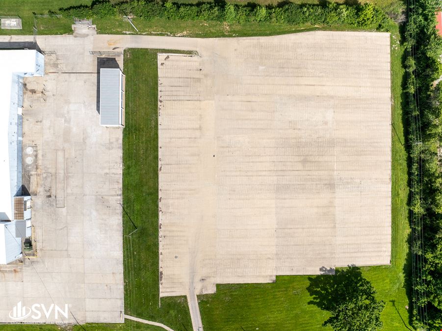 46,583 SF Industrial Facility w/ ±4 AC Concrete Yard