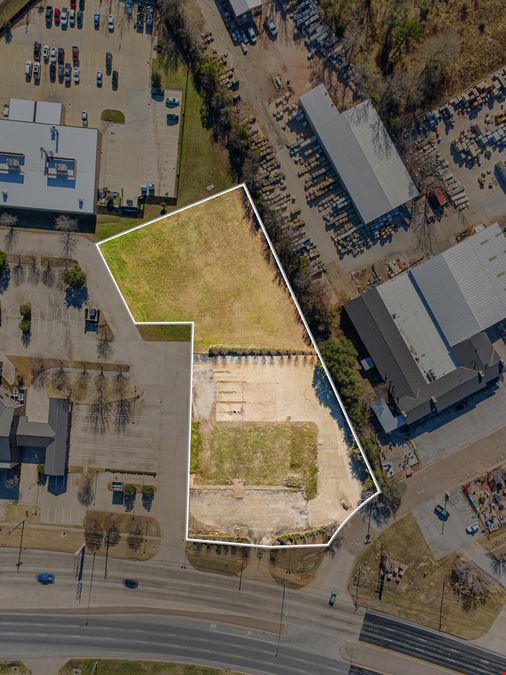 1.9 acre Retail Pad Site Available