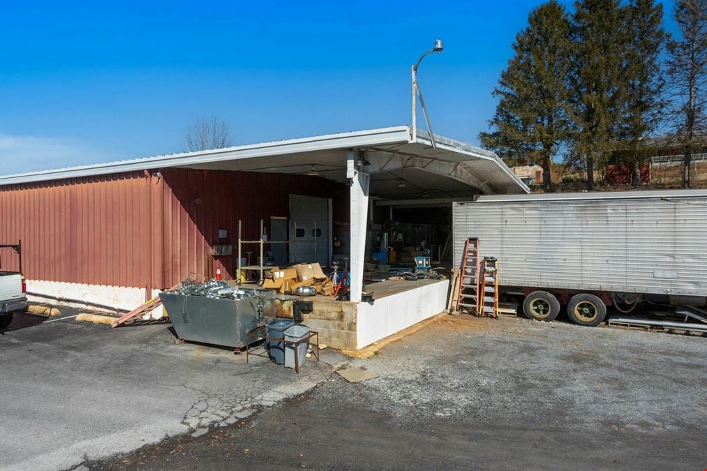 RARE AND UNIQUE OPPORTUNITY | 20,000SF WAREHOUSE/OFFICE SPACE