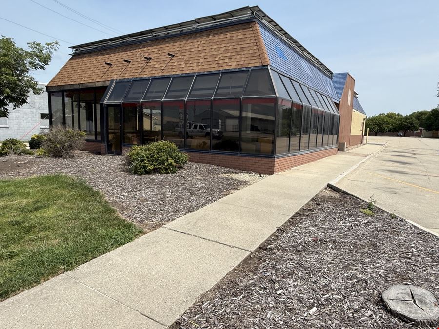 FORMER BURGER KING