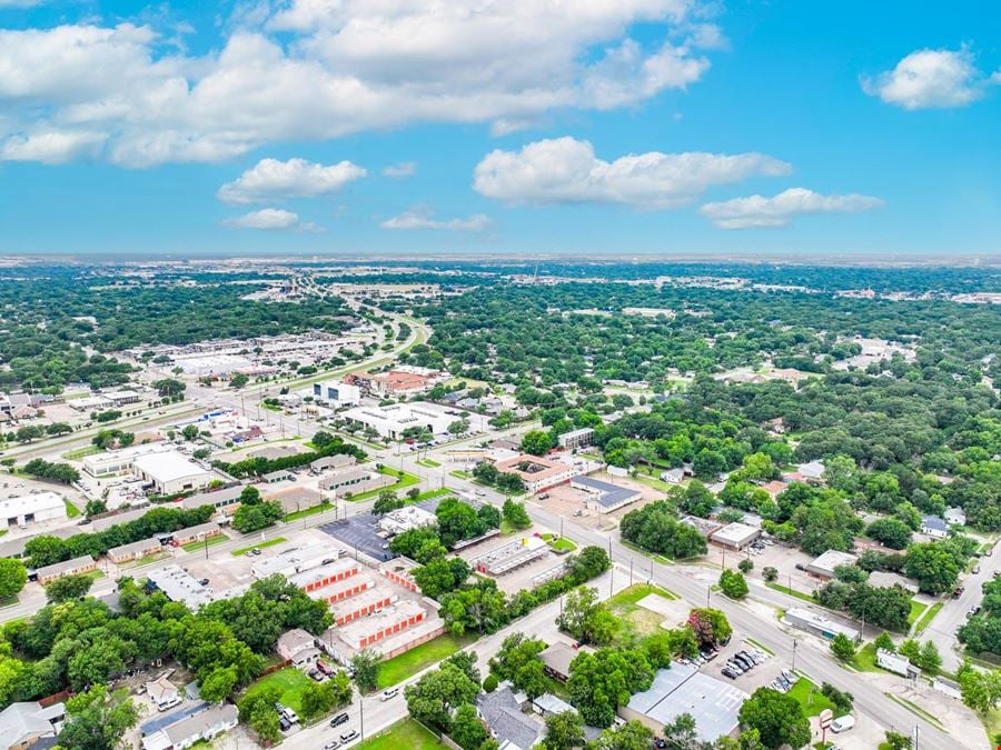 1,704 SF for Sale or Lease in Irving