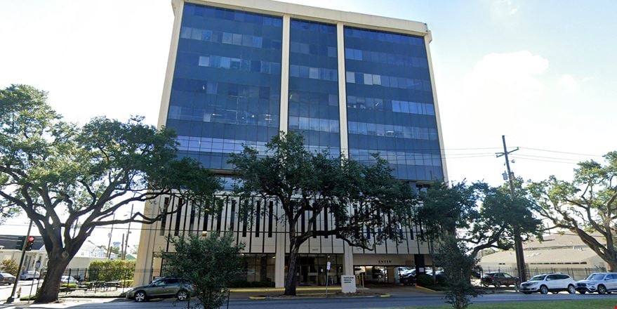 Preview of Office space for Rent at 2633 Napoleon Ave