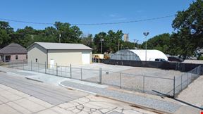 SHOP WITH FENCED YARD