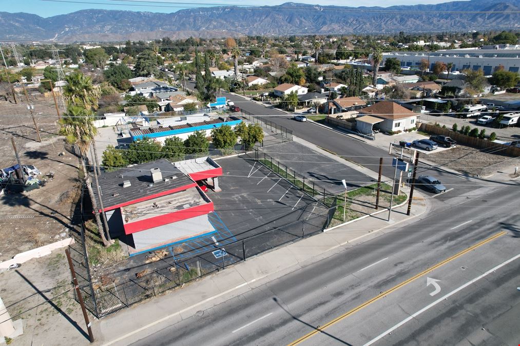 1820 W 5th St & 520 N Flores St