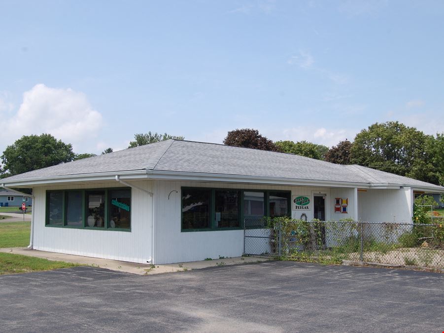 909 Green Ridge Ave