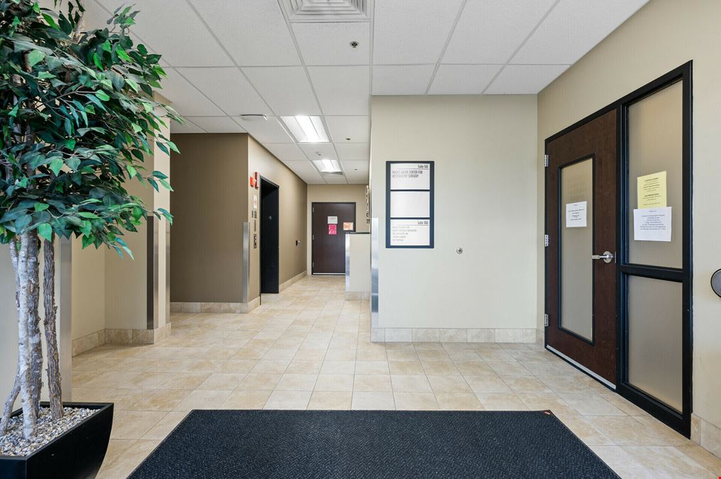 Prime Maple Grove Office Space For Lease