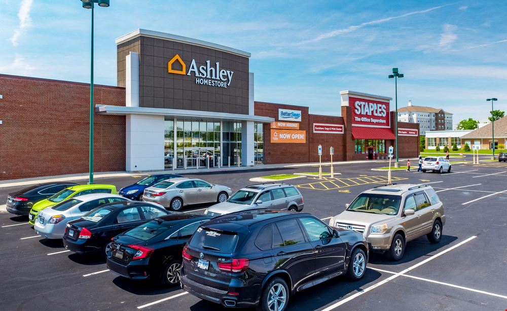 Taylor Park Shopping Center