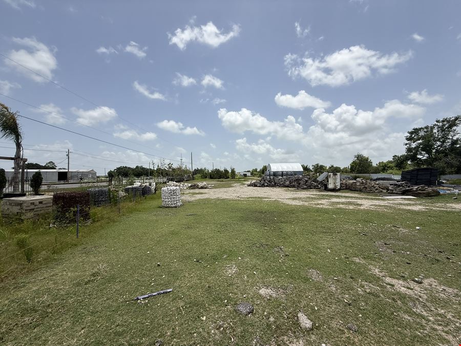 29948-29970 Highway 6, Alvin, TX 77511