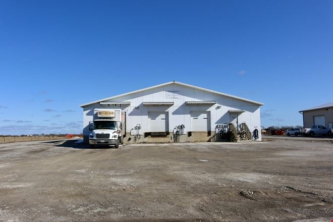 Preview of Industrial space for Rent at 222 E Morley Dr