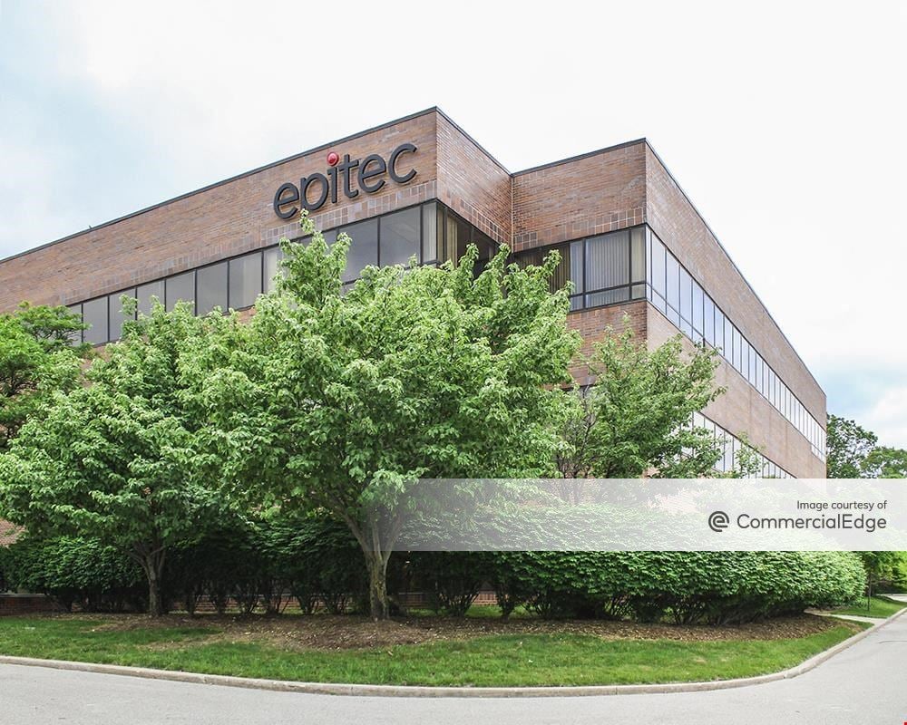 Oak Hollow Gateway - 24800 Denso Drive