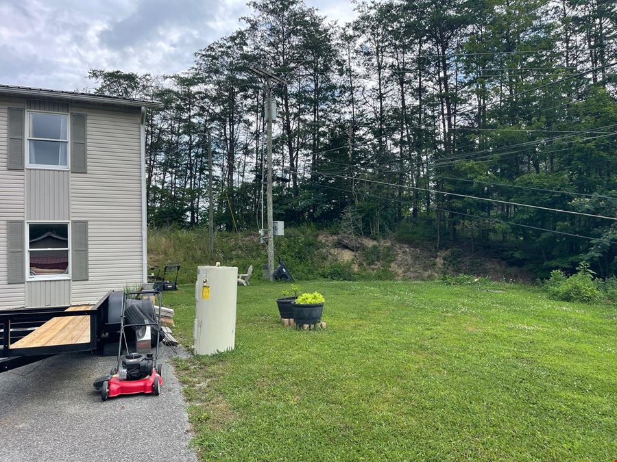 90 Emily Dr