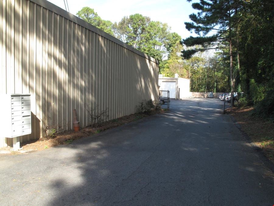 120 Gloster Road
