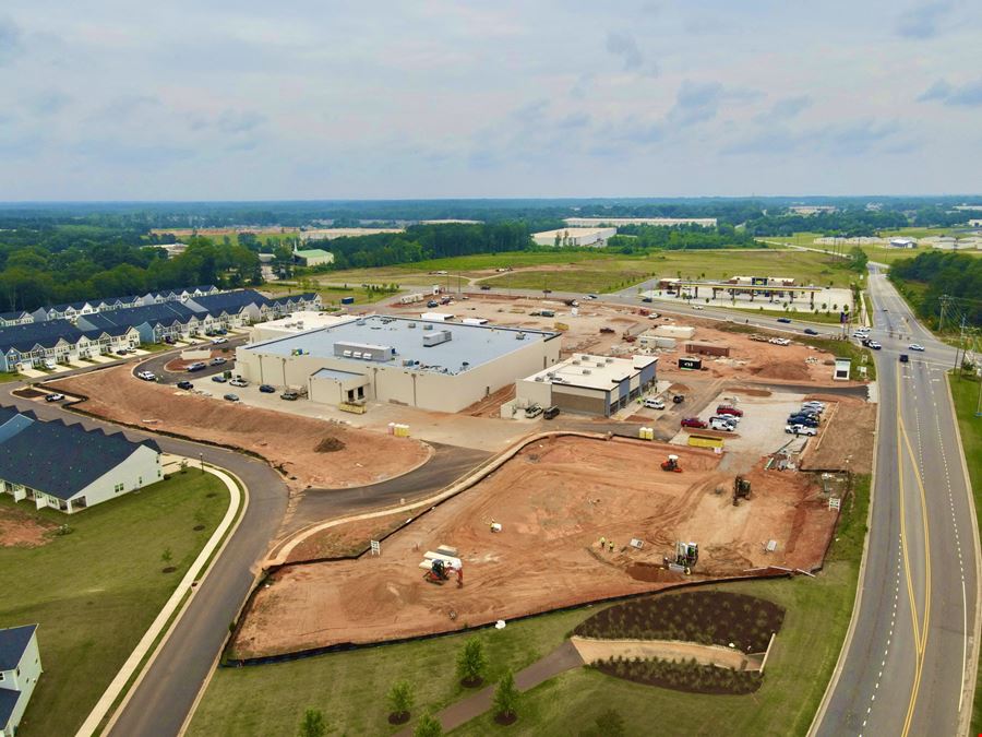 Publix-anchored Shopping Center