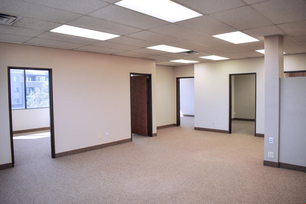 Parkway Square Office