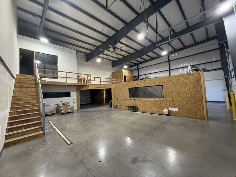 3800 NE 104th St.