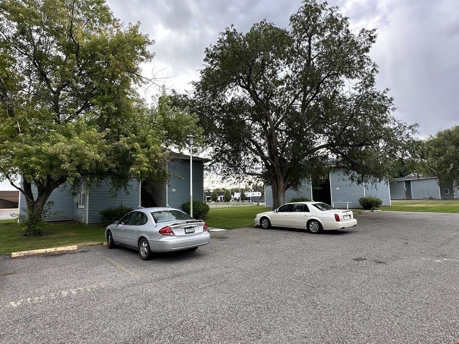 Western View Apartments