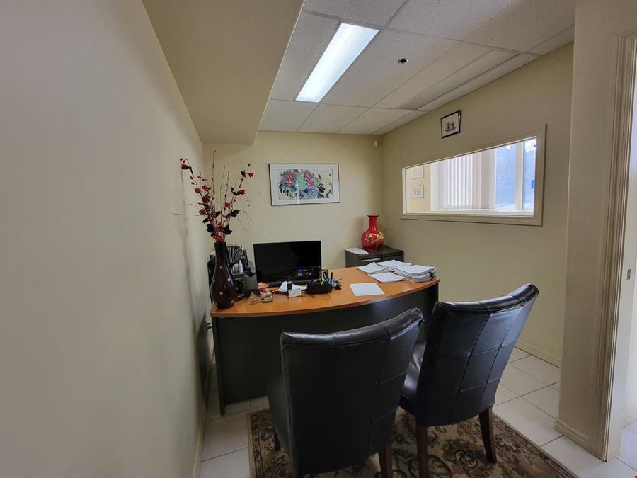 PREMIUM OFFICE/RETAIL CONDO