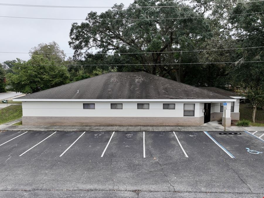 3,524 SF single-story Class B office building