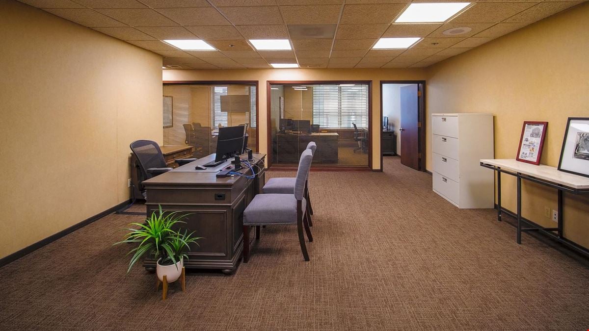 Premier Skyway-Connected Office 