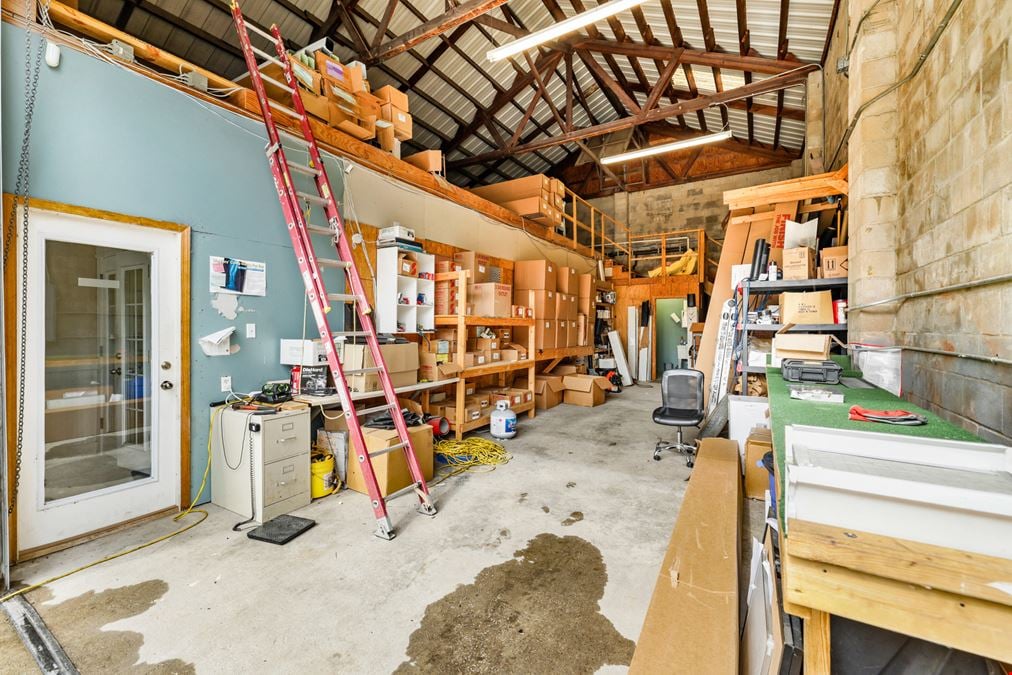 Prime Flex-Warehouse Opportunity in Green Cove Springs