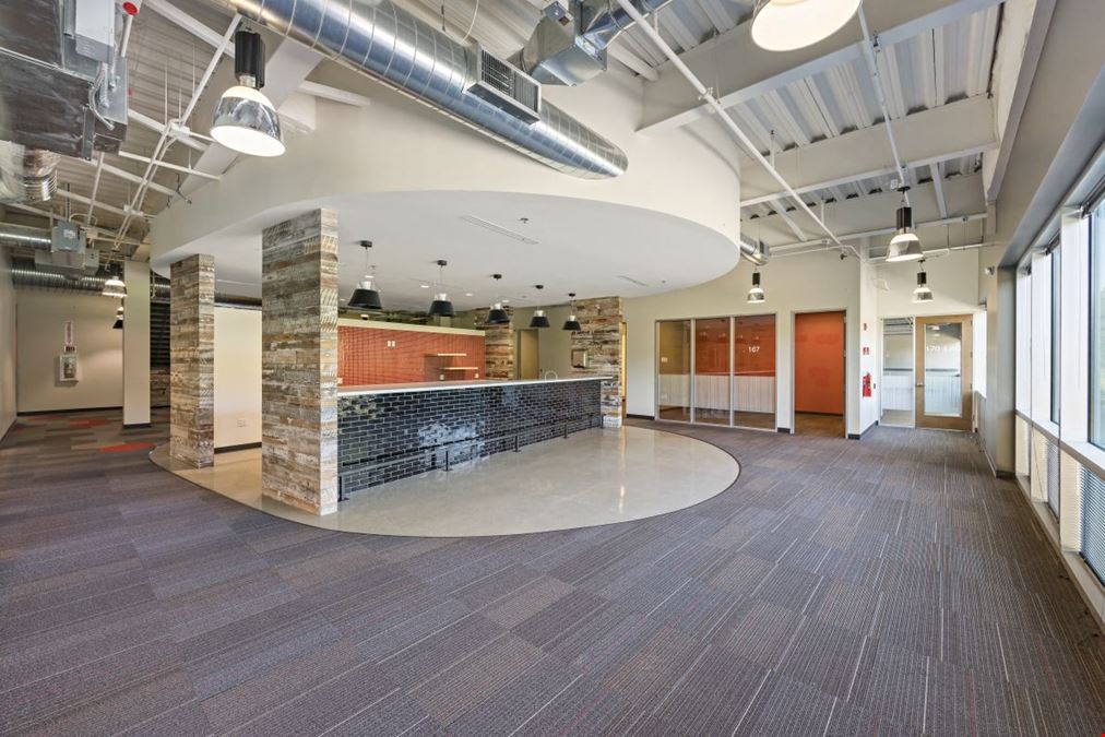 Northpointe Corporate Center - 16201 25th Avenue West